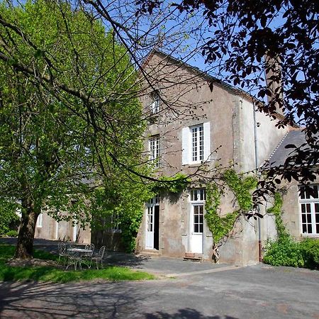 Bed and Breakfast La Bonne Ecole Les Landes-Genusson Exterior foto