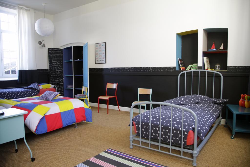 Bed and Breakfast La Bonne Ecole Les Landes-Genusson Habitación foto