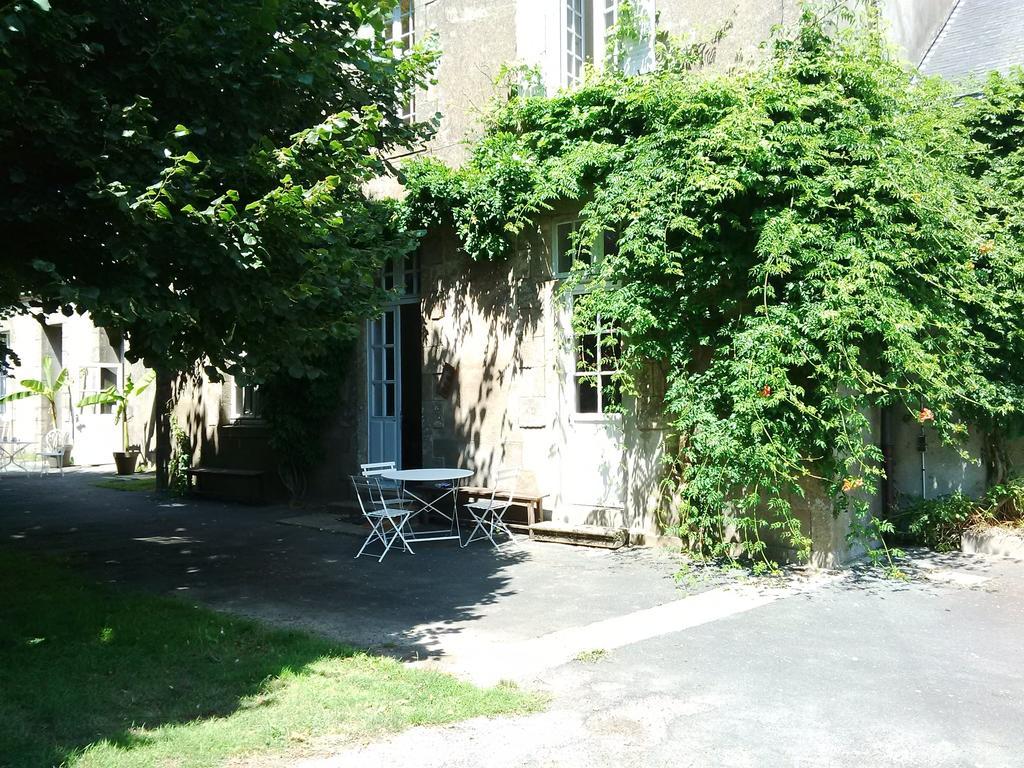 Bed and Breakfast La Bonne Ecole Les Landes-Genusson Exterior foto